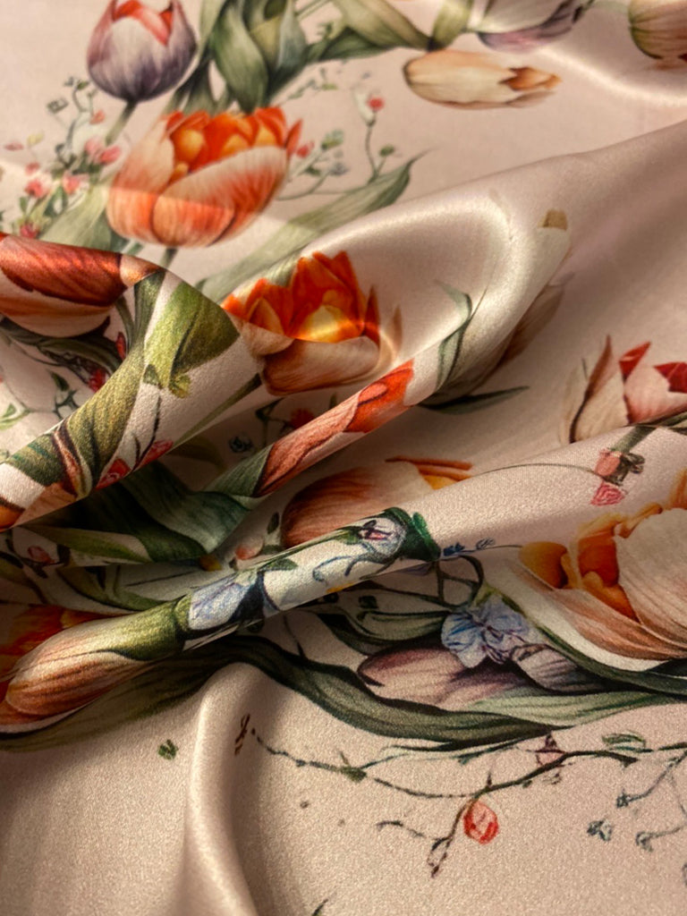 Tulips Pocket Square