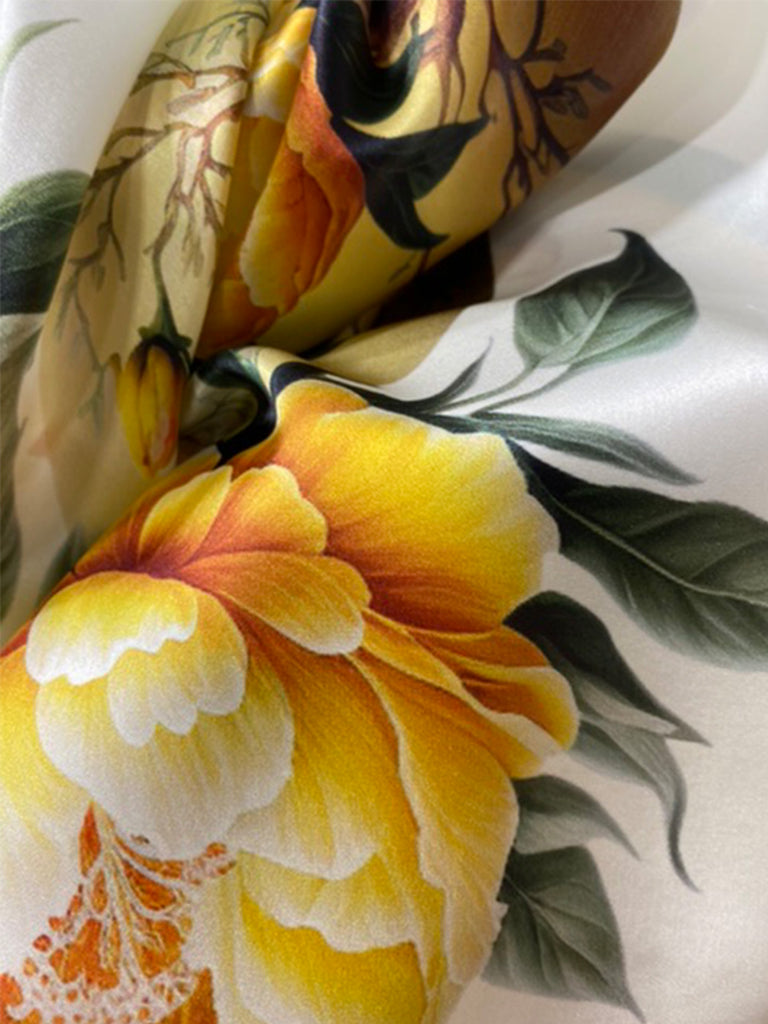 Vase of Golden Dreams
