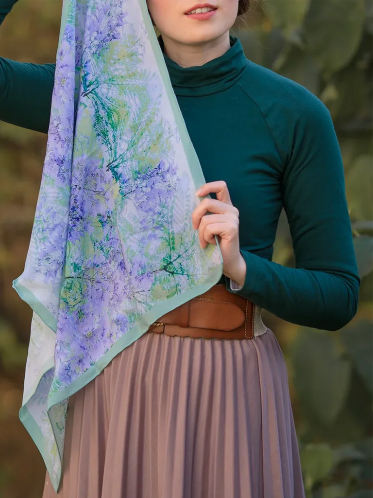 'Life in Bloom' Scarf