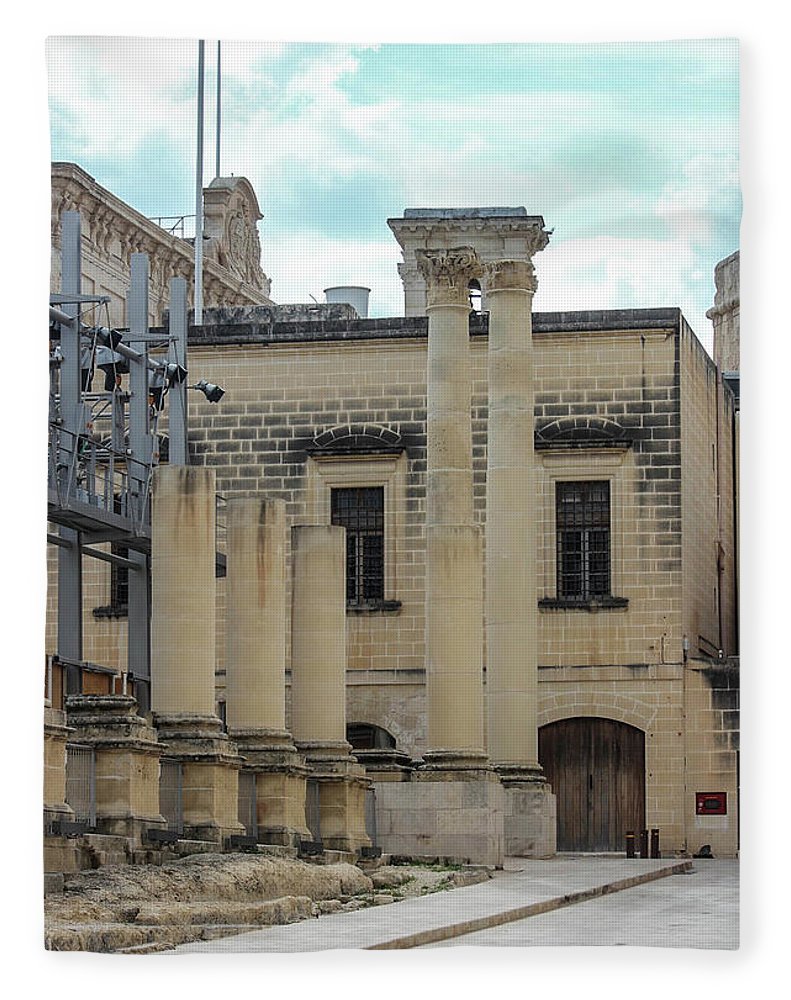 A Glimpse Of Valetta Malta - Blanket