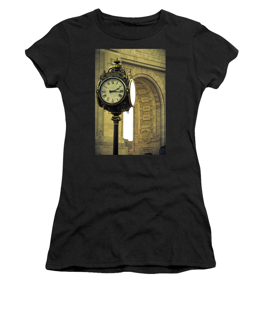 Back In Time 1459  - Women's T-Shirt