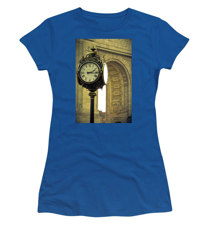 Back In Time 1459  - Women's T-Shirt