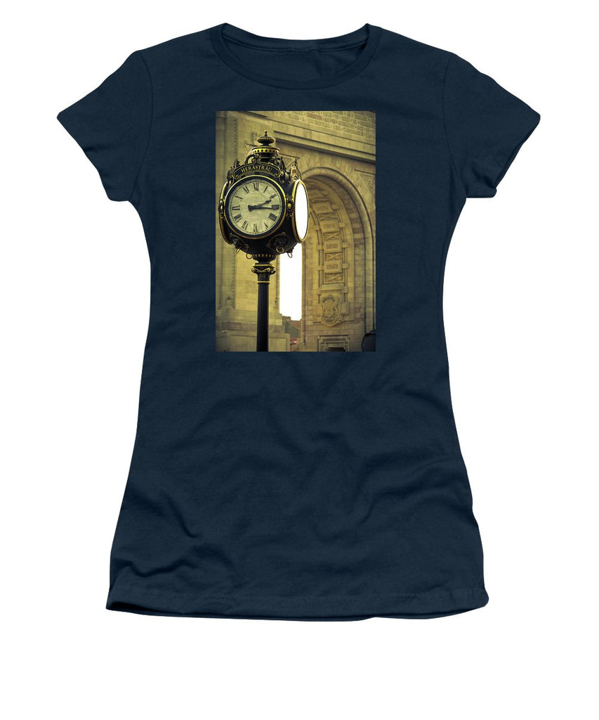 Back In Time 1459  - Women's T-Shirt