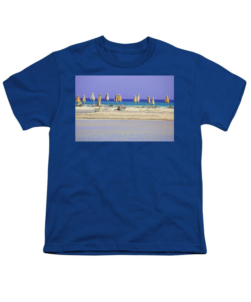 Beach, Sea And Umbrellas - Youth T-Shirt