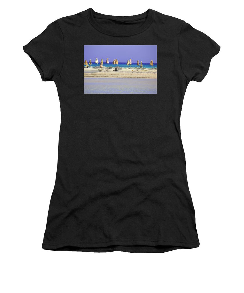 Beach, Sea And Umbrellas - Women's T-Shirt (Athletic Fit)