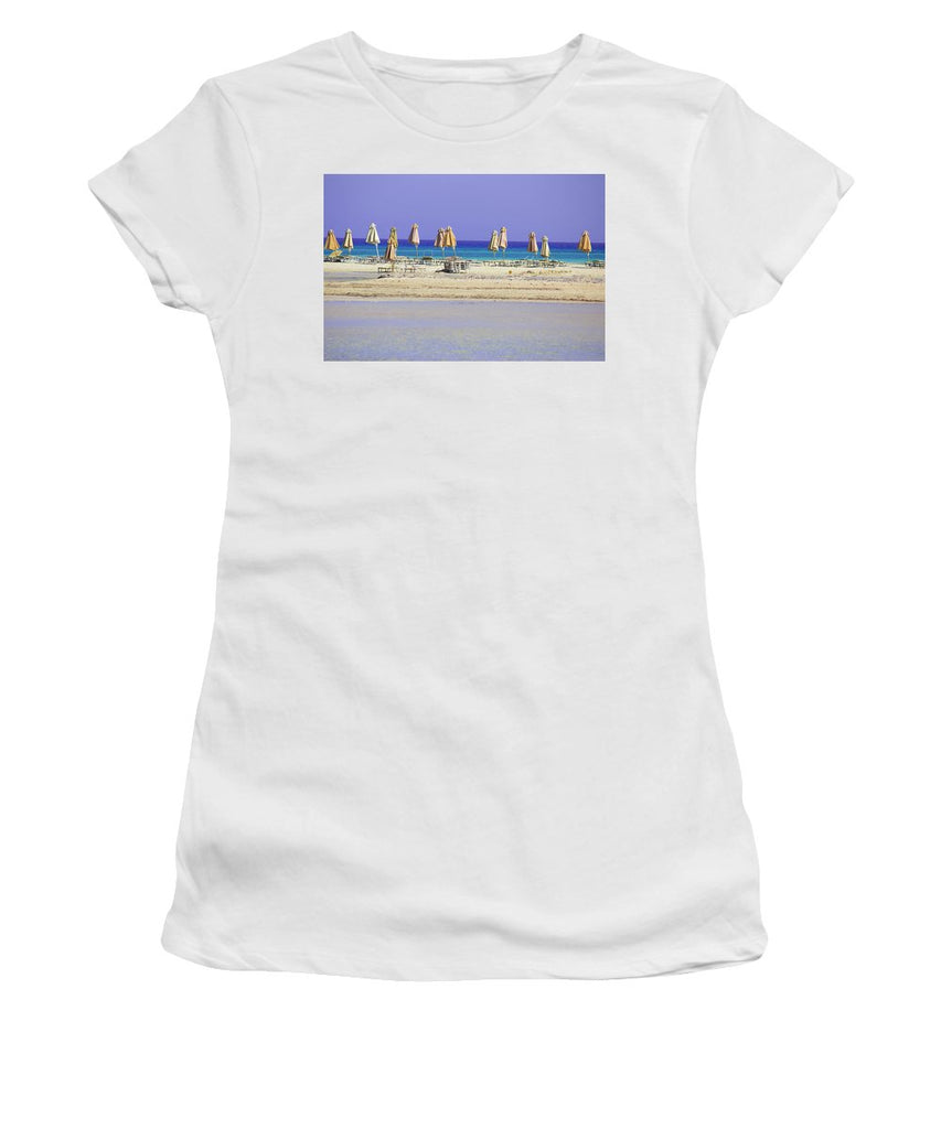 Beach, Sea And Umbrellas - Women's T-Shirt (Athletic Fit)