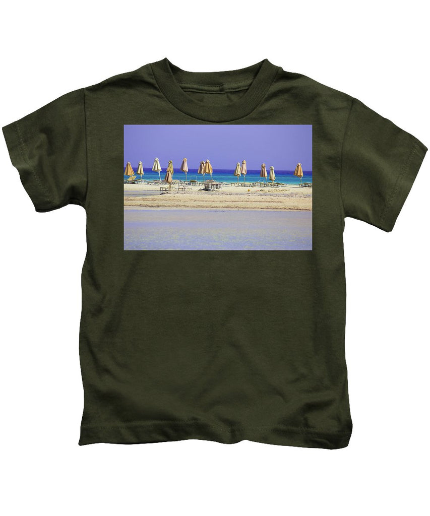 Beach, Sea And Umbrellas - Kids T-Shirt