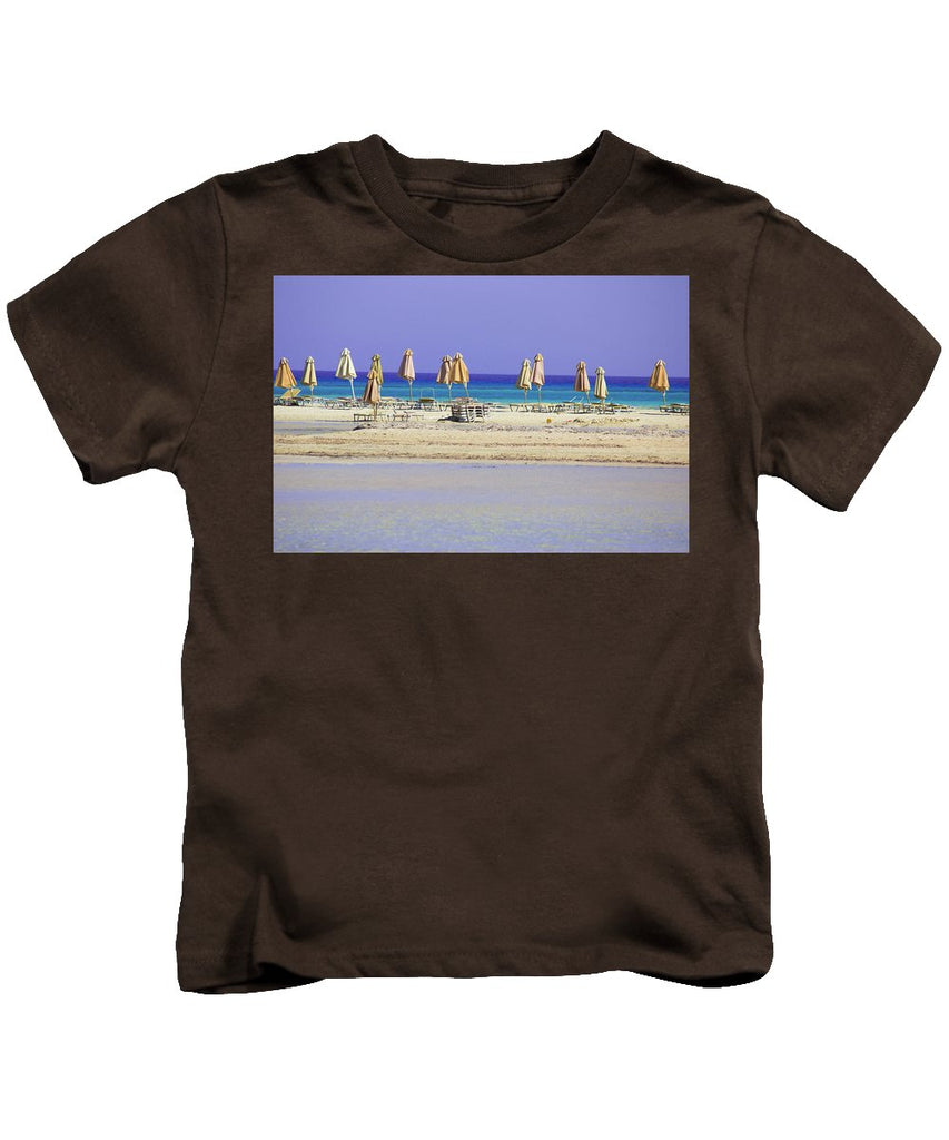 Beach, Sea And Umbrellas - Kids T-Shirt