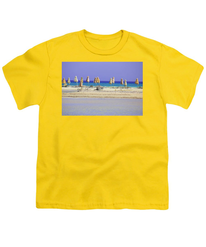 Beach, Sea And Umbrellas - Youth T-Shirt