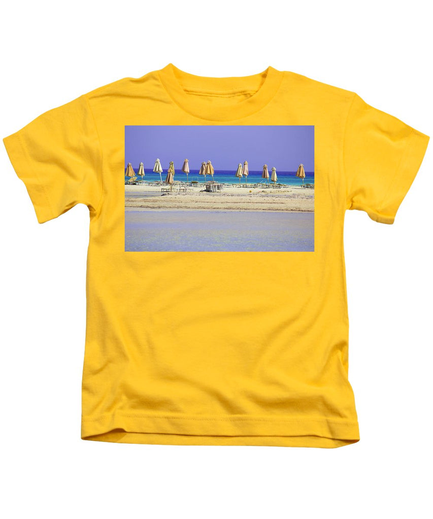 Beach, Sea And Umbrellas - Kids T-Shirt