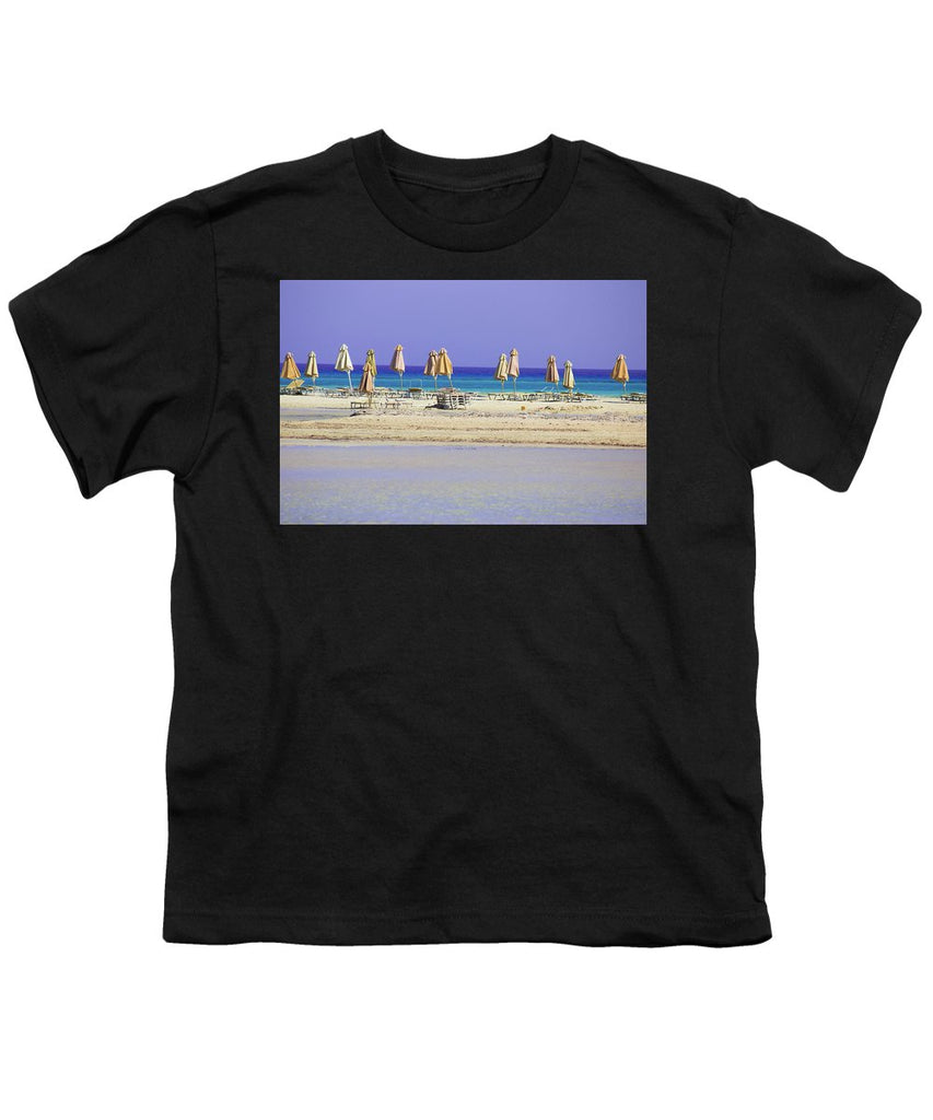 Beach, Sea And Umbrellas - Youth T-Shirt