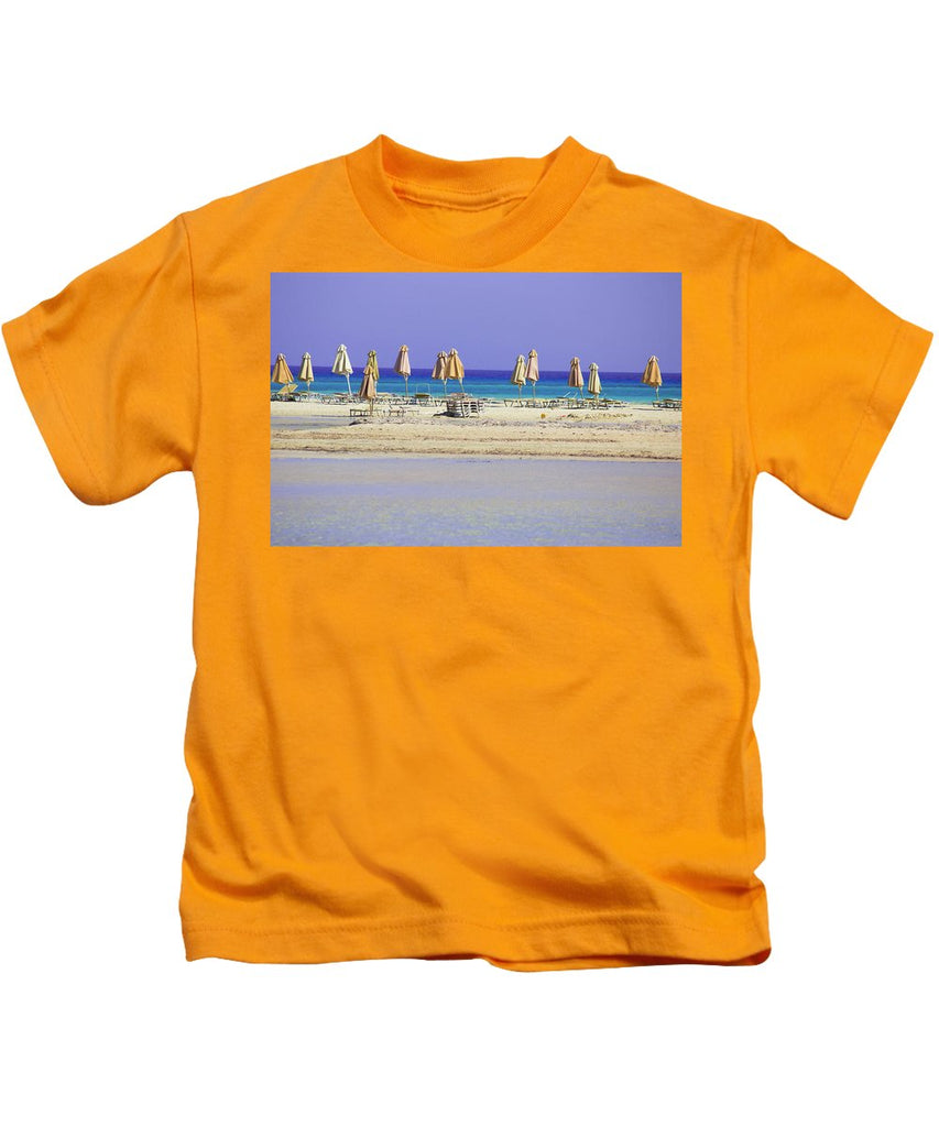 Beach, Sea And Umbrellas - Kids T-Shirt