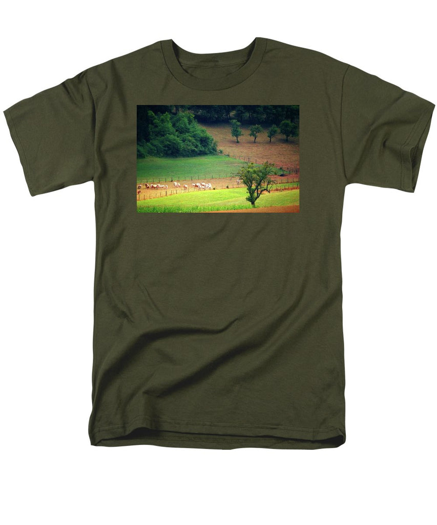 Countryside Landscape - Men's T-Shirt  (Regular Fit)