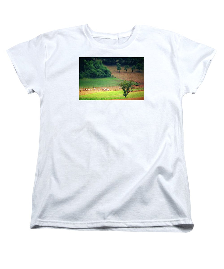 Countryside Landscape - Women's T-Shirt (Standard Fit)
