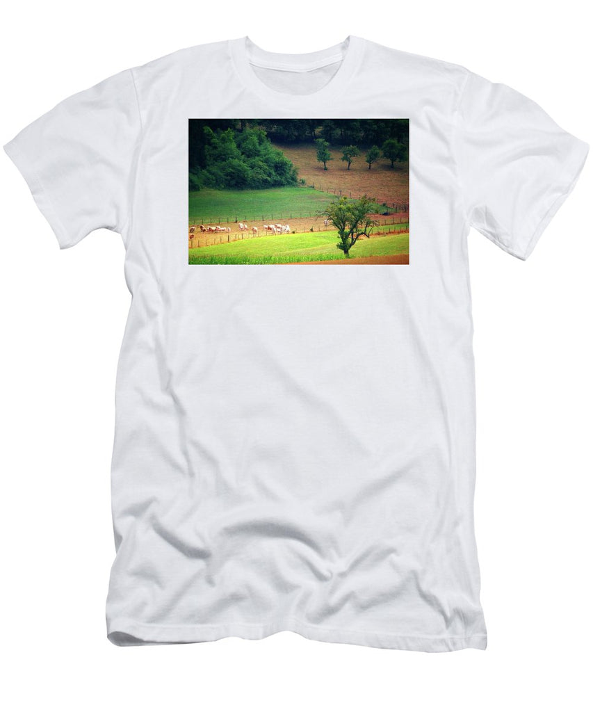 Countryside Landscape - Men's T-Shirt (Athletic Fit)