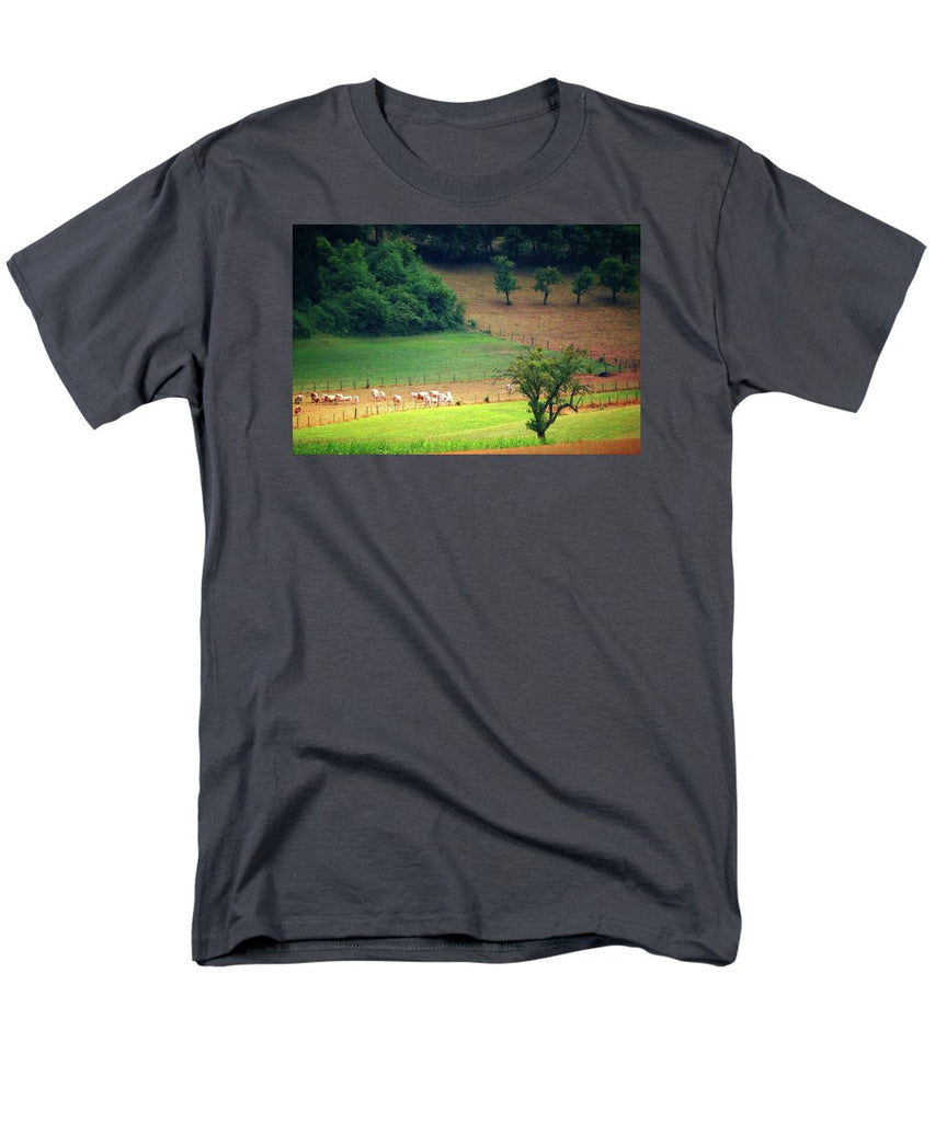 Countryside Landscape - Men's T-Shirt  (Regular Fit)