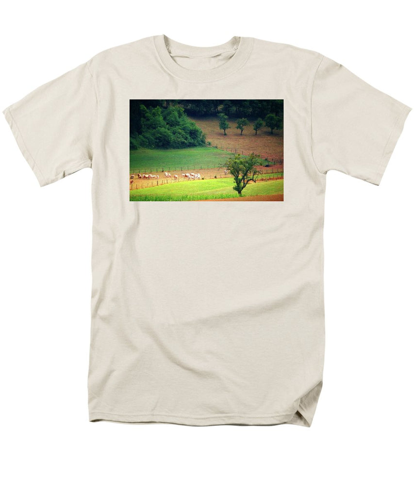 Countryside Landscape - Men's T-Shirt  (Regular Fit)