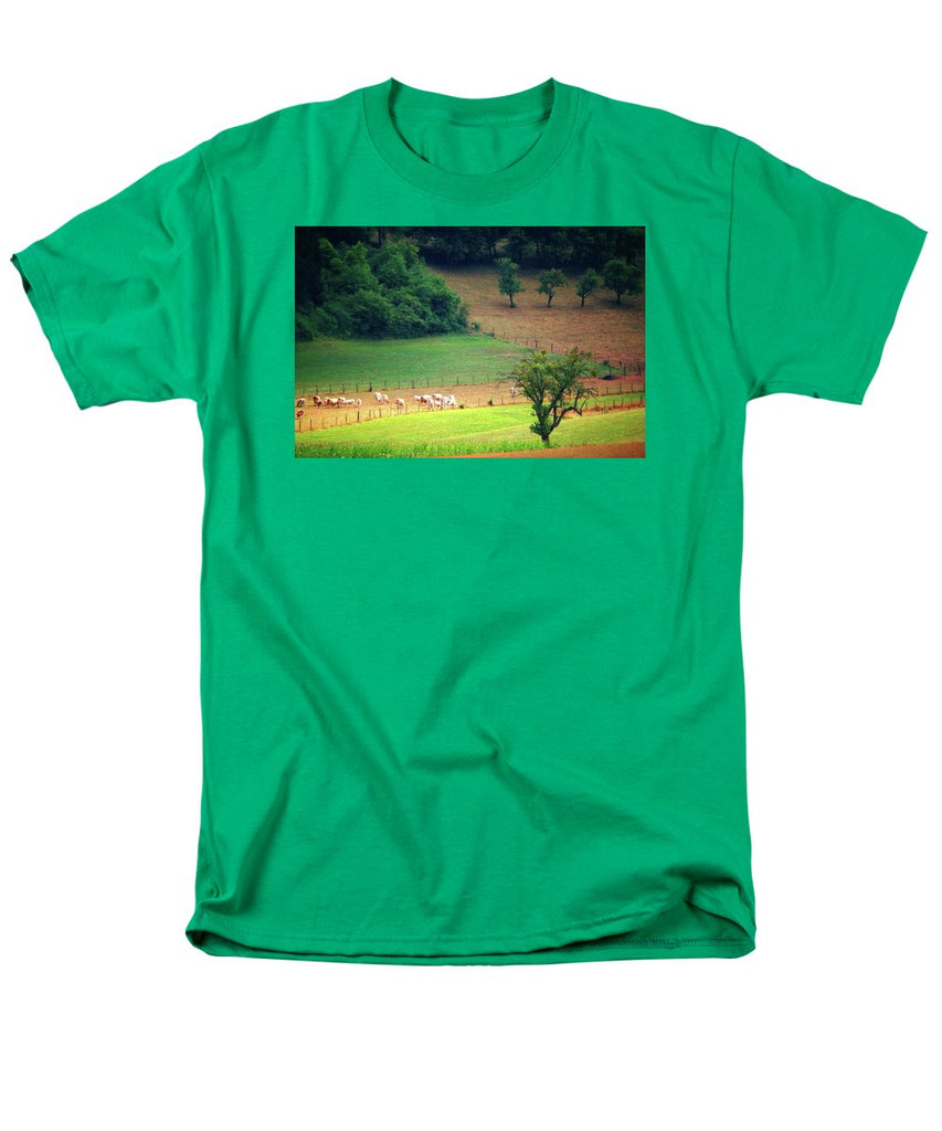 Countryside Landscape - Men's T-Shirt  (Regular Fit)