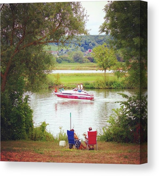 Idyllic Landscape - Canvas Print