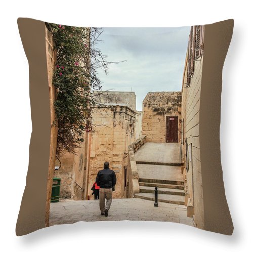 On The Streets Of Mdina Malta - Throw Pillow
