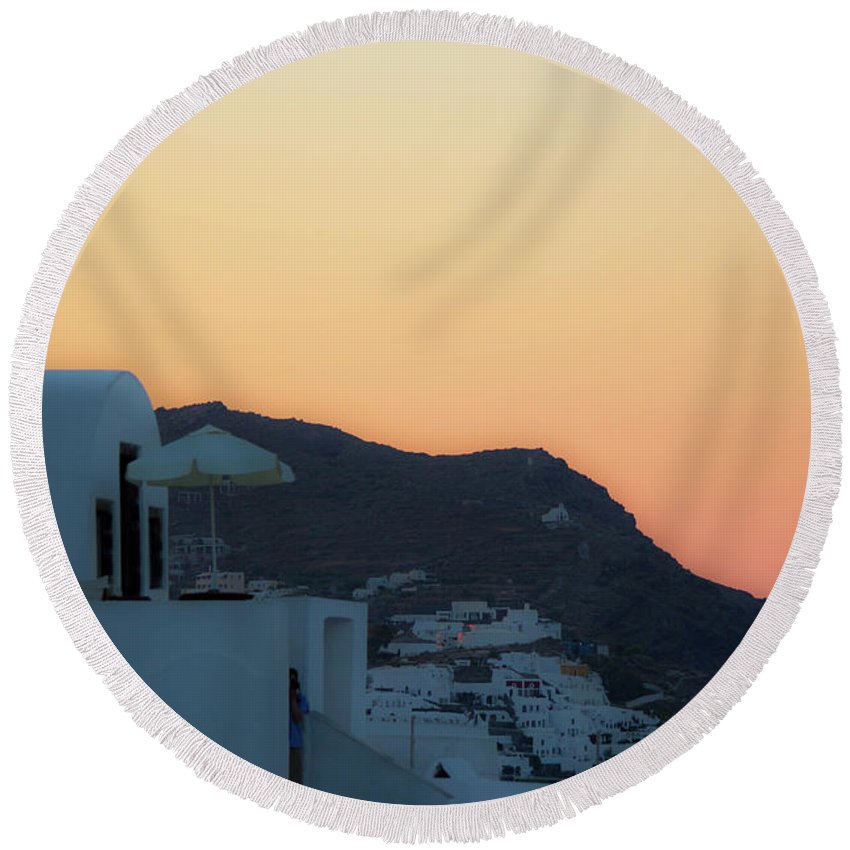 Spectacular Sunrise - Round Beach Towel